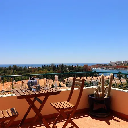 Townhouse N 41 In Stunning Sea Views Maison d'hôtes